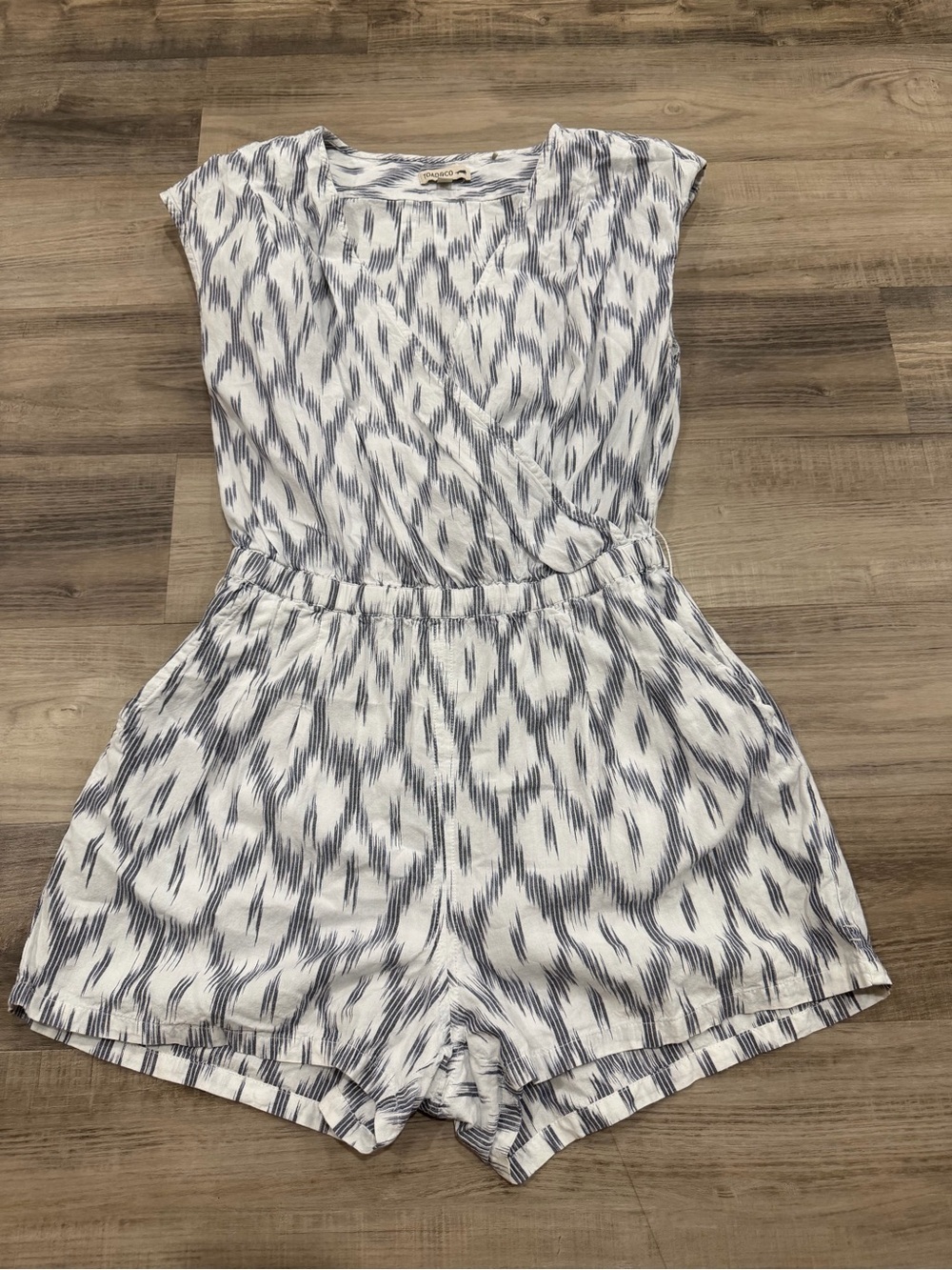 Toad&Co Shakti Romper Organic Cotton Blue White Ikat Print Romper